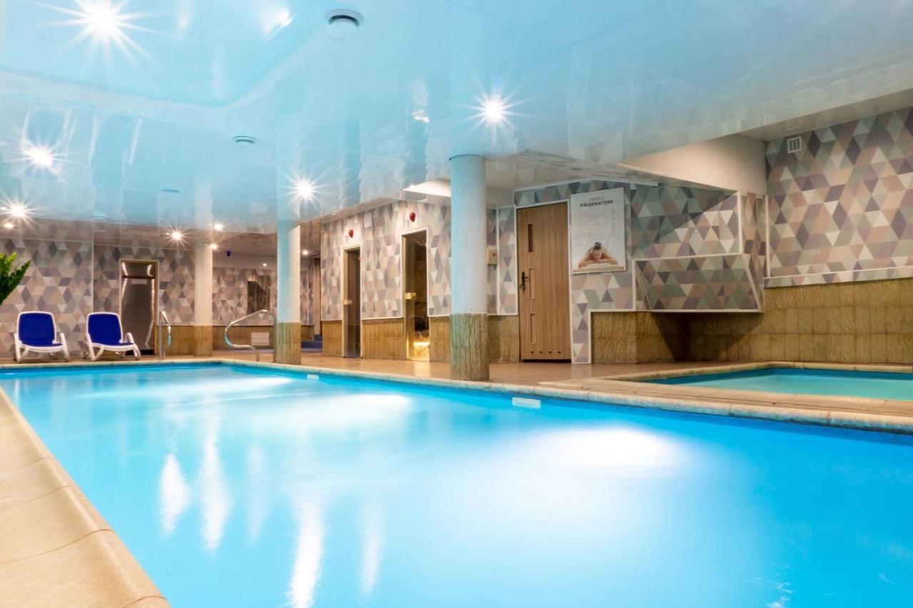Manor 4*